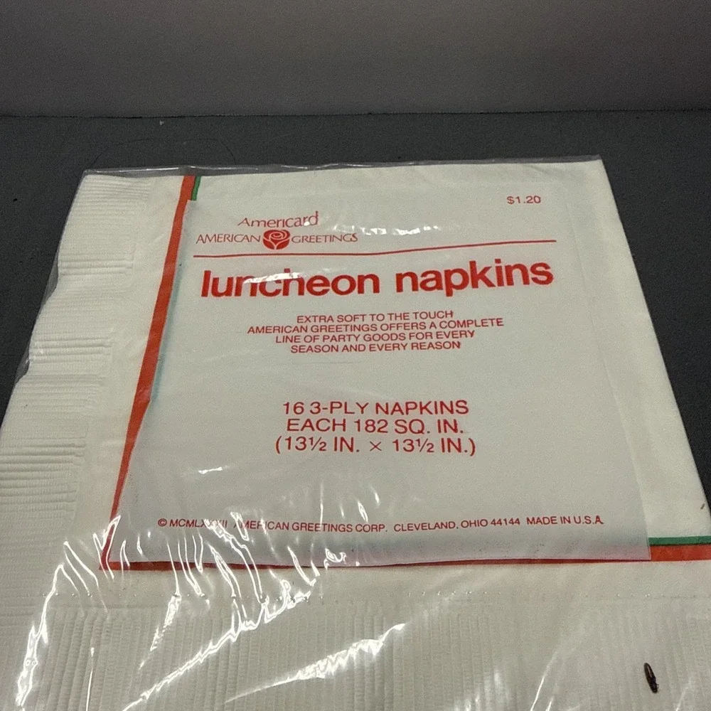 New Vintage Christmas Ziggy Luncheon Paper Napkins & Bowls